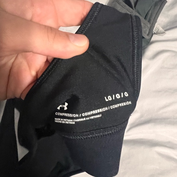 Under Armour bra size large. - Picture 3 of 3